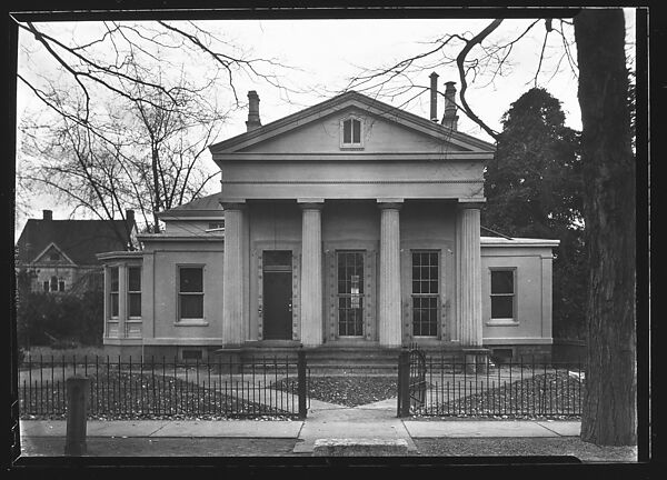 [Greek Revival House, Kingston, New York], Walker Evans (American, St. Louis, Missouri 1903–1975 New Haven, Connecticut), Film negative 