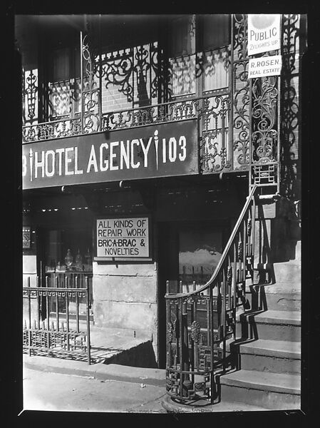 [Bismarck Hotel Agency Façade Detail, New York City], Walker Evans (American, St. Louis, Missouri 1903–1975 New Haven, Connecticut), Film negative 
