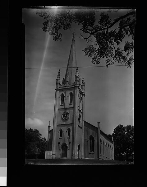 [Gothic Revival Congregational Church, Ipswich, Massachusetts], Walker Evans (American, St. Louis, Missouri 1903–1975 New Haven, Connecticut), Film negative 