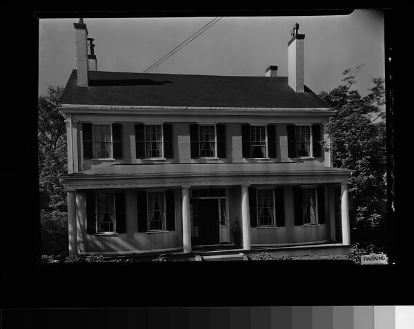 [Greek Revival House with Full-Façade Porch, Cambridge, Massachusetts], Walker Evans (American, St. Louis, Missouri 1903–1975 New Haven, Connecticut), Film negative 
