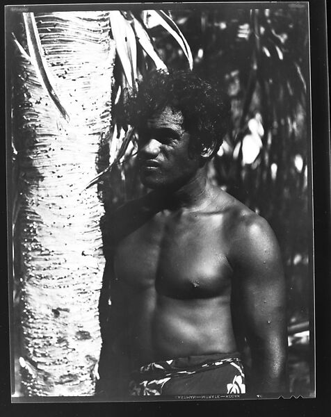 [South Seas: Man Wearing Sarong Next to Palm Tree], Walker Evans (American, St. Louis, Missouri 1903–1975 New Haven, Connecticut), Film negative 
