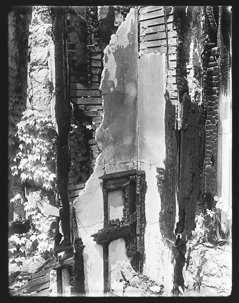 [Fire Ruins, Scarborough, New York], Walker Evans (American, St. Louis, Missouri 1903–1975 New Haven, Connecticut), Glass negative 