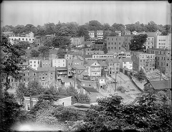 [Houses in Valley and on Hillside, Ossining, New York], Walker Evans (American, St. Louis, Missouri 1903–1975 New Haven, Connecticut), Glass negative 