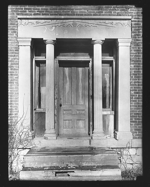 [Greek Revival Doorway, Near Ballston Spa, New York], Walker Evans (American, St. Louis, Missouri 1903–1975 New Haven, Connecticut), Glass negative 