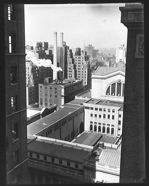 [Cityscape with West 31st Street Buildings and Smokestacks, New York City], Walker Evans (American, St. Louis, Missouri 1903–1975 New Haven, Connecticut), Glass negative 