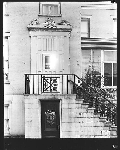 [Second Floor Greek Revival Doorway, Hudson, New York], Walker Evans (American, St. Louis, Missouri 1903–1975 New Haven, Connecticut), Glass negative 