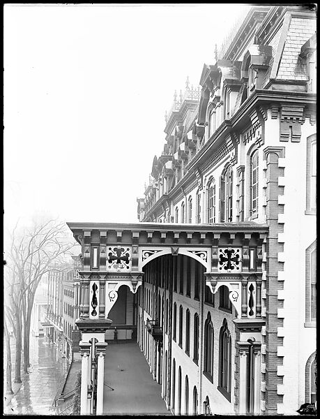 [Side View of Grand Union Hotel Porch, Saratoga Springs, New York], Walker Evans (American, St. Louis, Missouri 1903–1975 New Haven, Connecticut), Glass negative 