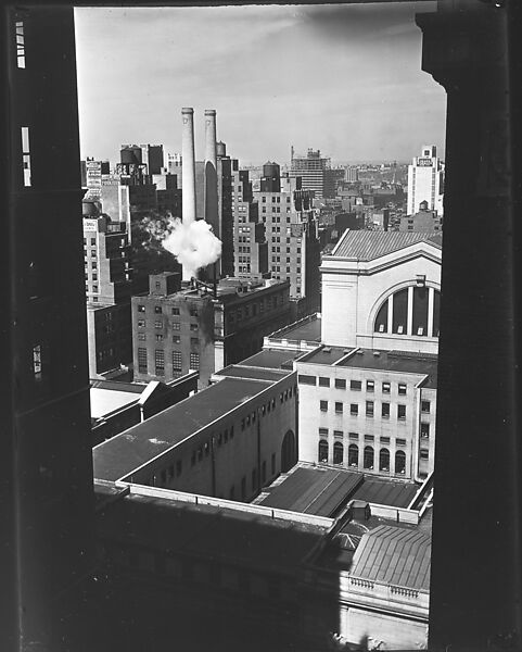 [Cityscape with West 31st Street Buildings and Smokestacks, From High Elevation, New York City], Walker Evans (American, St. Louis, Missouri 1903–1975 New Haven, Connecticut), Glass negative 