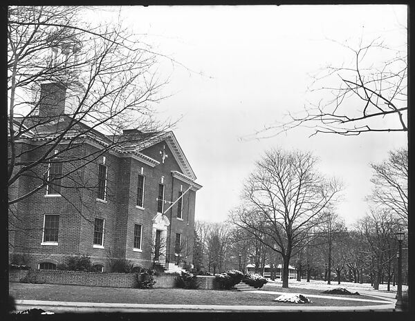 [Oblique View of Neoclassical Public Building with Gazebo Belltower], Walker Evans (American, St. Louis, Missouri 1903–1975 New Haven, Connecticut), Glass negative 