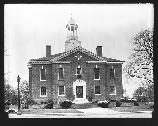 [Neoclassical Public Building with Gazebo Belltower], Walker Evans (American, St. Louis, Missouri 1903–1975 New Haven, Connecticut), Glass negative 