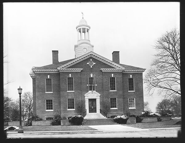 [Neoclassical Public Building with Gazebo Belltower], Walker Evans (American, St. Louis, Missouri 1903–1975 New Haven, Connecticut), Glass negative 