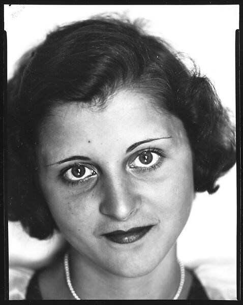 [Unidentified Woman, Havana], Walker Evans (American, St. Louis, Missouri 1903–1975 New Haven, Connecticut), Film negative 