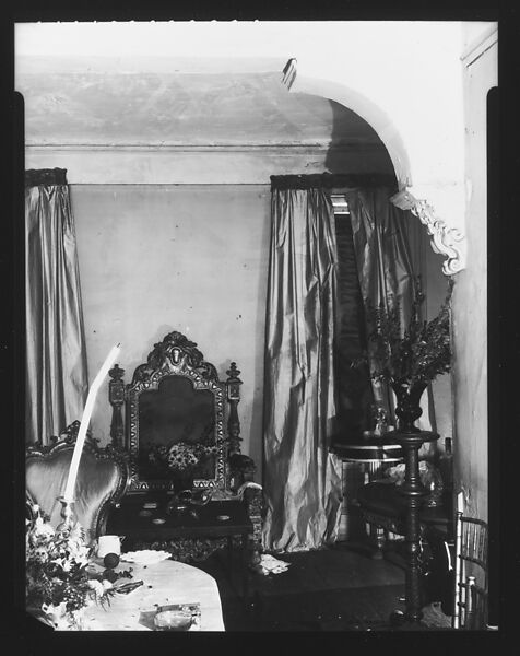 [Table Setting and Throne Chair in Muriel Draper's Apartment, New York City], Walker Evans (American, St. Louis, Missouri 1903–1975 New Haven, Connecticut), Film negative 