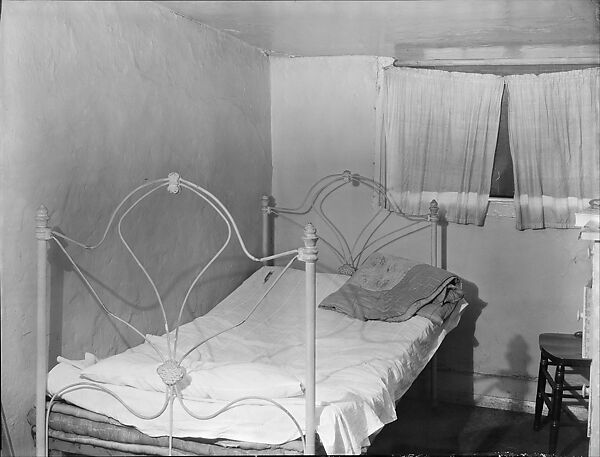 [Bedroom In Boarding House on Hudson Street, Residence of John Cheever, New York City], Walker Evans (American, St. Louis, Missouri 1903–1975 New Haven, Connecticut), Film negative 