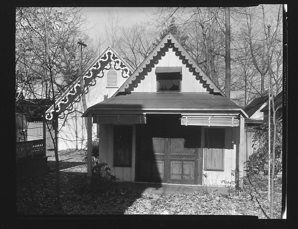 [Two Folk Victorian Cottages at Ossining Camp Woods, New York], Walker Evans (American, St. Louis, Missouri 1903–1975 New Haven, Connecticut), Film negative 