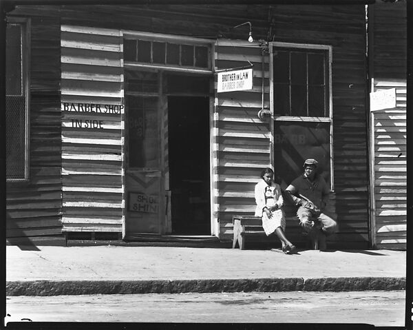 [Man and Woman on Bench in Front of Brother-in-Law Barber Shop, Vicksburg, Mississippi], Walker Evans (American, St. Louis, Missouri 1903–1975 New Haven, Connecticut), Film negative 