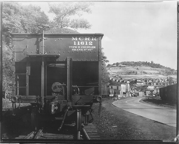 [Pennsylvania Railroad Car Rear in Mining Camp, Osage, West Virginia], Walker Evans (American, St. Louis, Missouri 1903–1975 New Haven, Connecticut), Film negative 