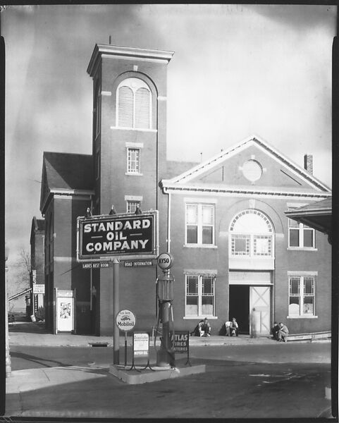 [Standard Oil Company Gas Station], Walker Evans (American, St. Louis, Missouri 1903–1975 New Haven, Connecticut), Film negative 