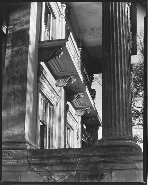 [Oblique View of Bracketwork on Belle Grove Façade Through Columns, White Castle, Louisiana], Walker Evans (American, St. Louis, Missouri 1903–1975 New Haven, Connecticut), Film negative 