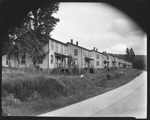 [Company Houses for Tannery Workers, Gormania, West Virginia], Walker Evans (American, St. Louis, Missouri 1903–1975 New Haven, Connecticut), Film negative 