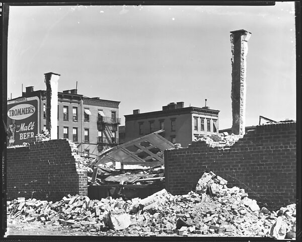 [York Garage Demolition Site, East 92nd Street, New York City], Walker Evans (American, St. Louis, Missouri 1903–1975 New Haven, Connecticut), Film negative 