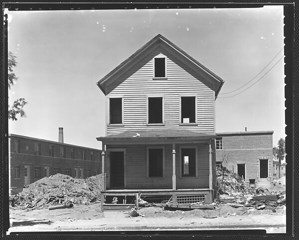 [Abandoned House in Lot, Bridgeport, Connecticut], Walker Evans (American, St. Louis, Missouri 1903–1975 New Haven, Connecticut), Film negative 