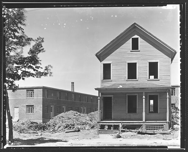 [Abandoned House in Lot, Bridgeport, Connecticut], Walker Evans (American, St. Louis, Missouri 1903–1975 New Haven, Connecticut), Film negative 