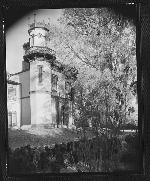 [Turreted Corner of Afton Villa Plantation House, Baines, Louisiana], Walker Evans (American, St. Louis, Missouri 1903–1975 New Haven, Connecticut), Film negative 