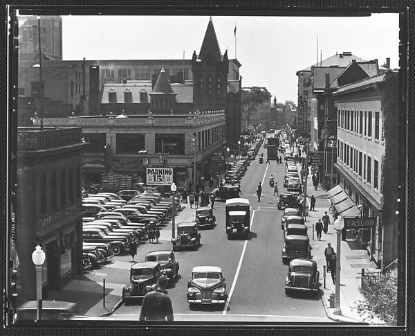 [Fairfield Avenue, From Elevated Position, Bridgeport, Connecticut], Walker Evans (American, St. Louis, Missouri 1903–1975 New Haven, Connecticut), Film negative 