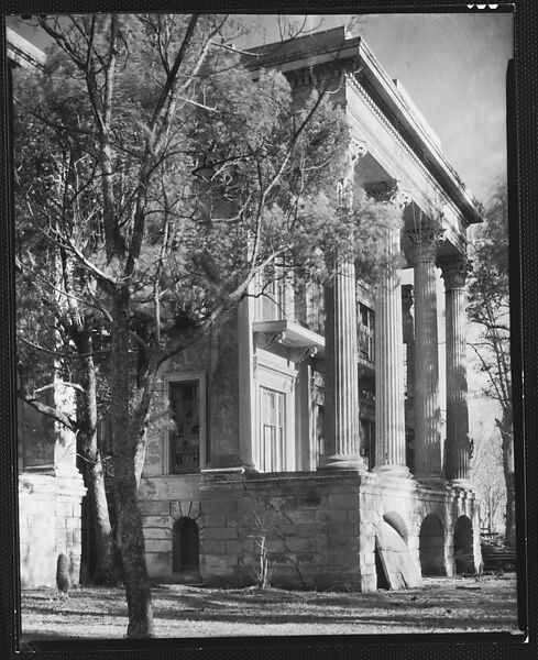 [Right Wing of Belle Grove Plantation House with Tree in Foreground, White Castle, Louisiana], Walker Evans (American, St. Louis, Missouri 1903–1975 New Haven, Connecticut), Film negative 