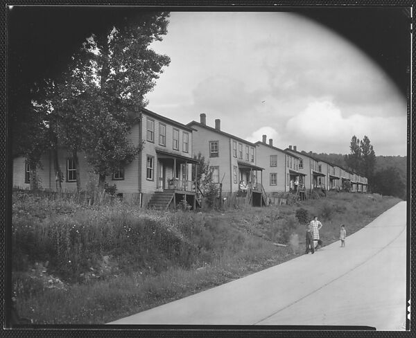 ["Company" Houses for Tannery Workers, Gormania, West Virginia], Walker Evans (American, St. Louis, Missouri 1903–1975 New Haven, Connecticut), Film negative 