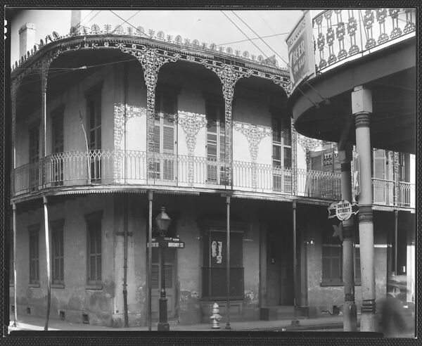 [Corner House with Cast-Iron Balcony, New Orleans, Louisiana], Walker Evans (American, St. Louis, Missouri 1903–1975 New Haven, Connecticut), Film negative 