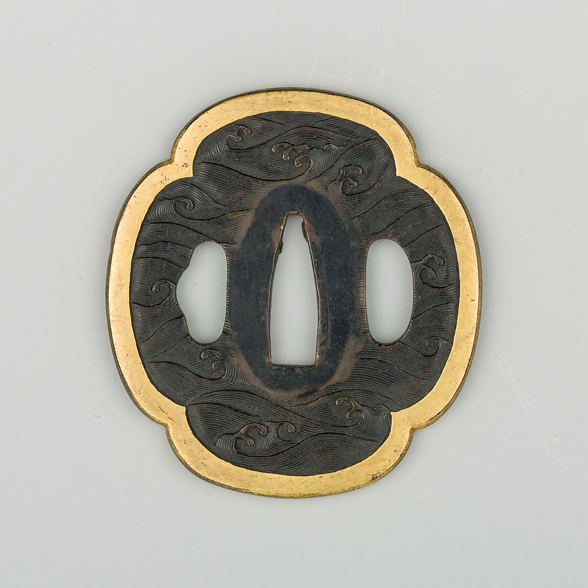 Sword Guard (<i>Tsuba</i>), Ko-kinko school (Japanese), Copper-gold alloy (<i>shakudō</i>), gold, Japanese