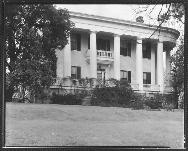 [Greek Revival House with Doric Capitals and Rounded Roof Corners, Macon, Georgia?], Walker Evans (American, St. Louis, Missouri 1903–1975 New Haven, Connecticut), Film negative 