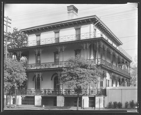 [Italianate Revival House with Cast-Iron Balconies, Savannah, Georgia], Walker Evans (American, St. Louis, Missouri 1903–1975 New Haven, Connecticut), Film negative 