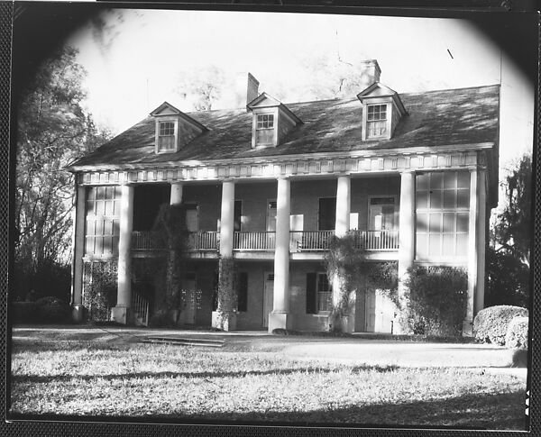 [Brick Greek Revival House with Ivy on Columns, Residence of Weeks Hall, New Iberia, Louisiana], Walker Evans (American, St. Louis, Missouri 1903–1975 New Haven, Connecticut), Film negative