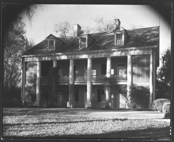 [Brick Greek Revival House with Ivy on Columns, Residence of Weeks Hall, New Iberia, Louisiana], Walker Evans (American, St. Louis, Missouri 1903–1975 New Haven, Connecticut), Film negative 