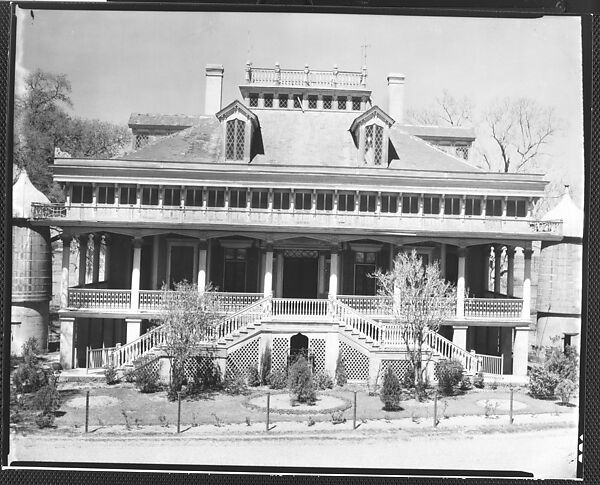 [San Francisco Plantation House, Reserve Vicinity, Louisiana], Walker Evans (American, St. Louis, Missouri 1903–1975 New Haven, Connecticut), Film negative 