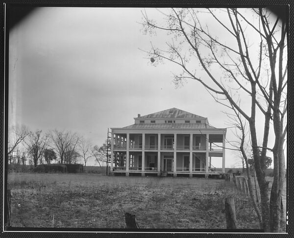 [Plantation House, Louisiana?], Walker Evans (American, St. Louis, Missouri 1903–1975 New Haven, Connecticut), Film negative 