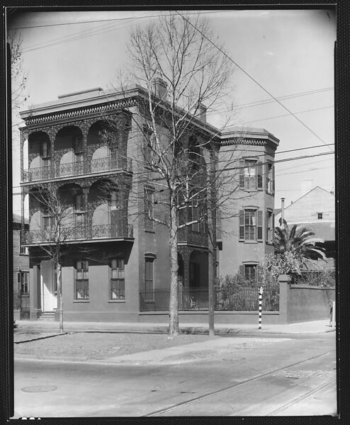 [Cast-Iron Balconied House on Corner, New Orleans, Louisiana], Walker Evans (American, St. Louis, Missouri 1903–1975 New Haven, Connecticut), Film negative 