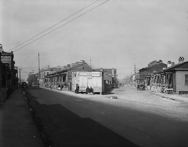 [Fork in Road with Two Rows of Wooden Houses and People on Corner, Savannah or Augusta, Georgia], Walker Evans (American, St. Louis, Missouri 1903–1975 New Haven, Connecticut), Film negative 