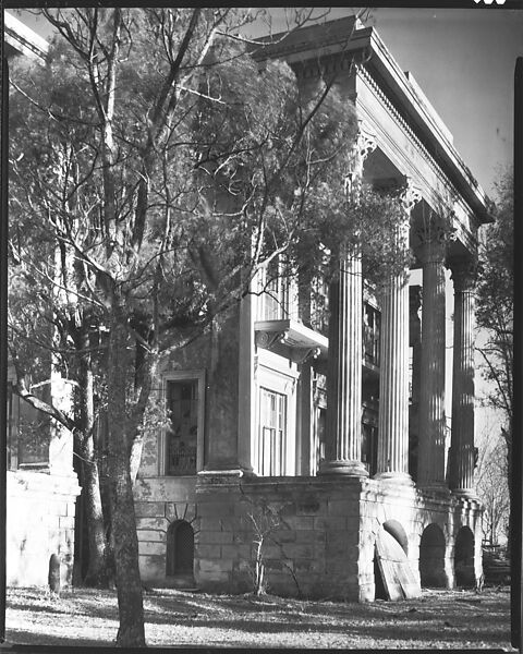 [Full-Façade Greek Revival Porch, Right Wing of Belle Grove Plantation, White Castle, Louisiana], Walker Evans (American, St. Louis, Missouri 1903–1975 New Haven, Connecticut), Film negative 