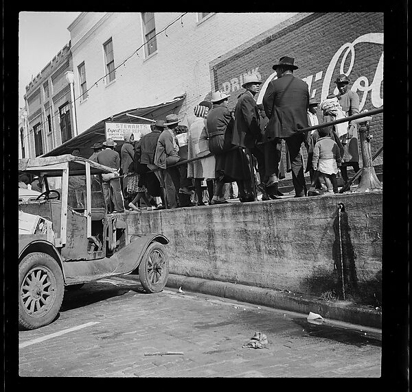 [125 Views of West Coast of Florida, Including: Women on Benches in Sarasota, Mangroves, Pelicans, Shuffleboard Players, Men on Street in Tampa, Sponge Diving Wharves at Tarpon Springs, Coastal Residences, Fishermen, and Miscellaneous Street Scenes], Walker Evans (American, St. Louis, Missouri 1903–1975 New Haven, Connecticut), Film negative