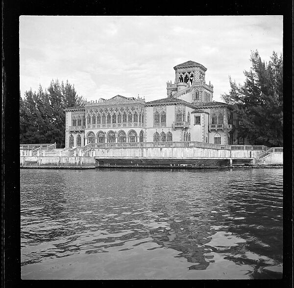 [125 Views of West Coast of Florida, Including: Women on Benches in Sarasota, Mangroves, Pelicans, Shuffleboard Players, Men on Street in Tampa, Sponge Diving Wharves at Tarpon Springs, Coastal Residences, Fishermen, and Miscellaneous Street Scenes], Walker Evans (American, St. Louis, Missouri 1903–1975 New Haven, Connecticut), Film negative