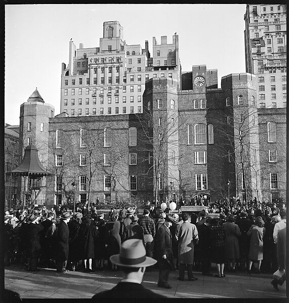 [168 Portraits, Views, and Studies: Unidentified Woman Looking at Photographs with Friend, Walking in Central Park Zoo, and Related Park and Skyline Views, New York City], Walker Evans (American, St. Louis, Missouri 1903–1975 New Haven, Connecticut), Film negative
