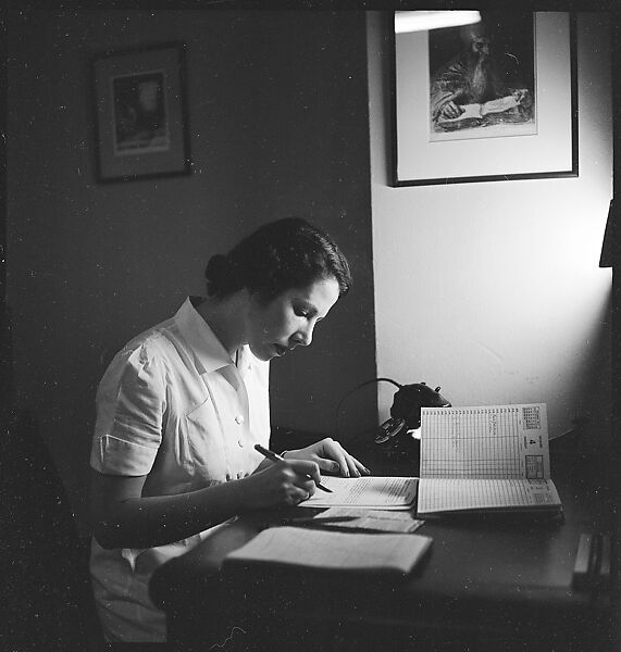 [44 Portraits and Views: Unidentified Doctor ("Lucas"), Nurse ("Dannenberg"), and Office (40), and Jane Smith Evans and Billie Voorhees in 441 East 92nd Street Apartment (4), New York City], Walker Evans (American, St. Louis, Missouri 1903–1975 New Haven, Connecticut), Film negative