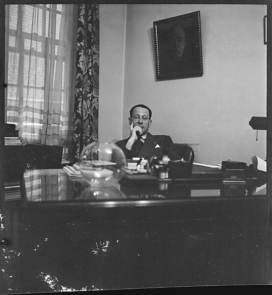 [44 Portraits and Views: Unidentified Doctor ("Lucas"), Nurse ("Dannenberg"), and Office (40), and Jane Smith Evans and Billie Voorhees in 441 East 92nd Street Apartment (4), New York City], Walker Evans (American, St. Louis, Missouri 1903–1975 New Haven, Connecticut), Film negative