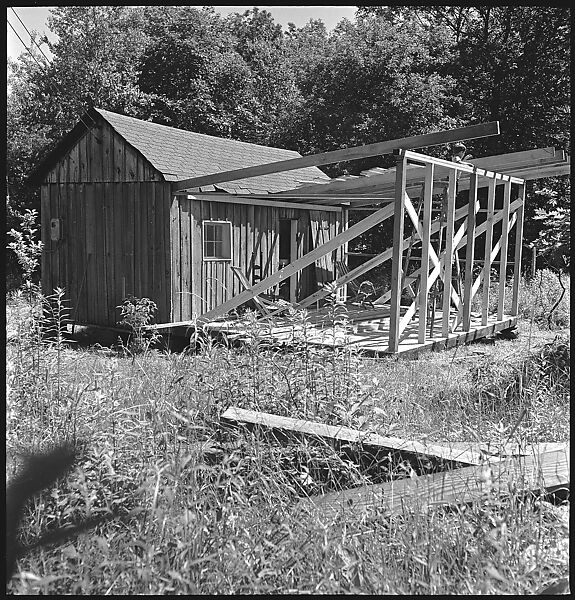 [38 Portraits and Views: Michael Voorhees (14) and Walker Evans' Studio Addition Under Construction (24), Old Lyme, Connecticut], Walker Evans (American, St. Louis, Missouri 1903–1975 New Haven, Connecticut), Film negative