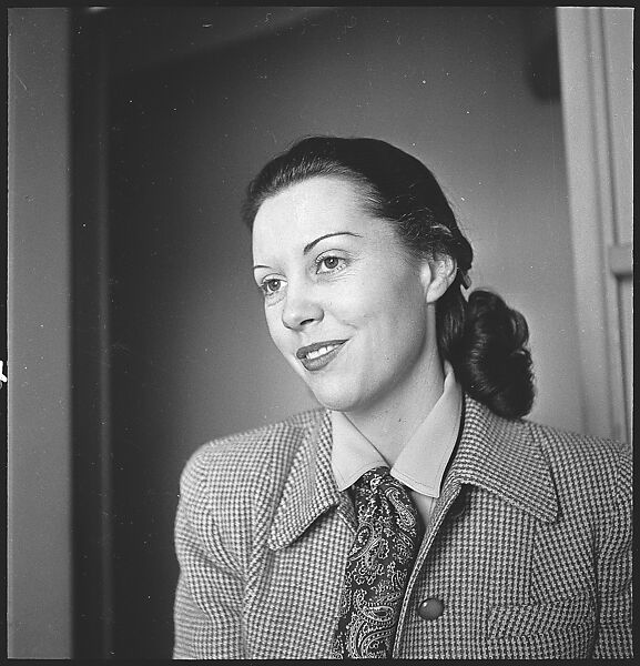 [24 Portraits of Unidentified Woman], Walker Evans (American, St. Louis, Missouri 1903–1975 New Haven, Connecticut), Film negative