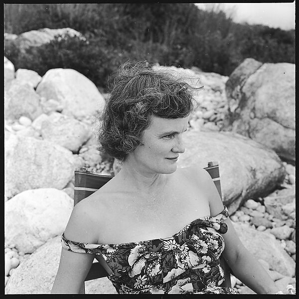 [24 Portraits of Eliza Parkinson Reading Newspaper on Beach, Possibly Fisher's Island, New York], Walker Evans (American, St. Louis, Missouri 1903–1975 New Haven, Connecticut), Film negative